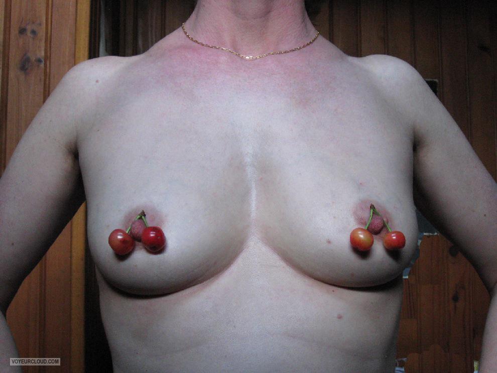 Tit Flash: Wife's Small Tits - Cathy from France